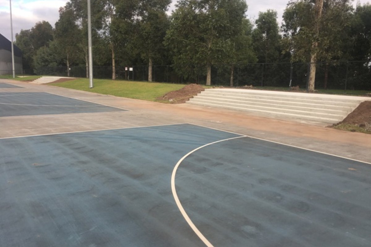 Sale Netball Shelters (Gippsland Regional Sports Complex)