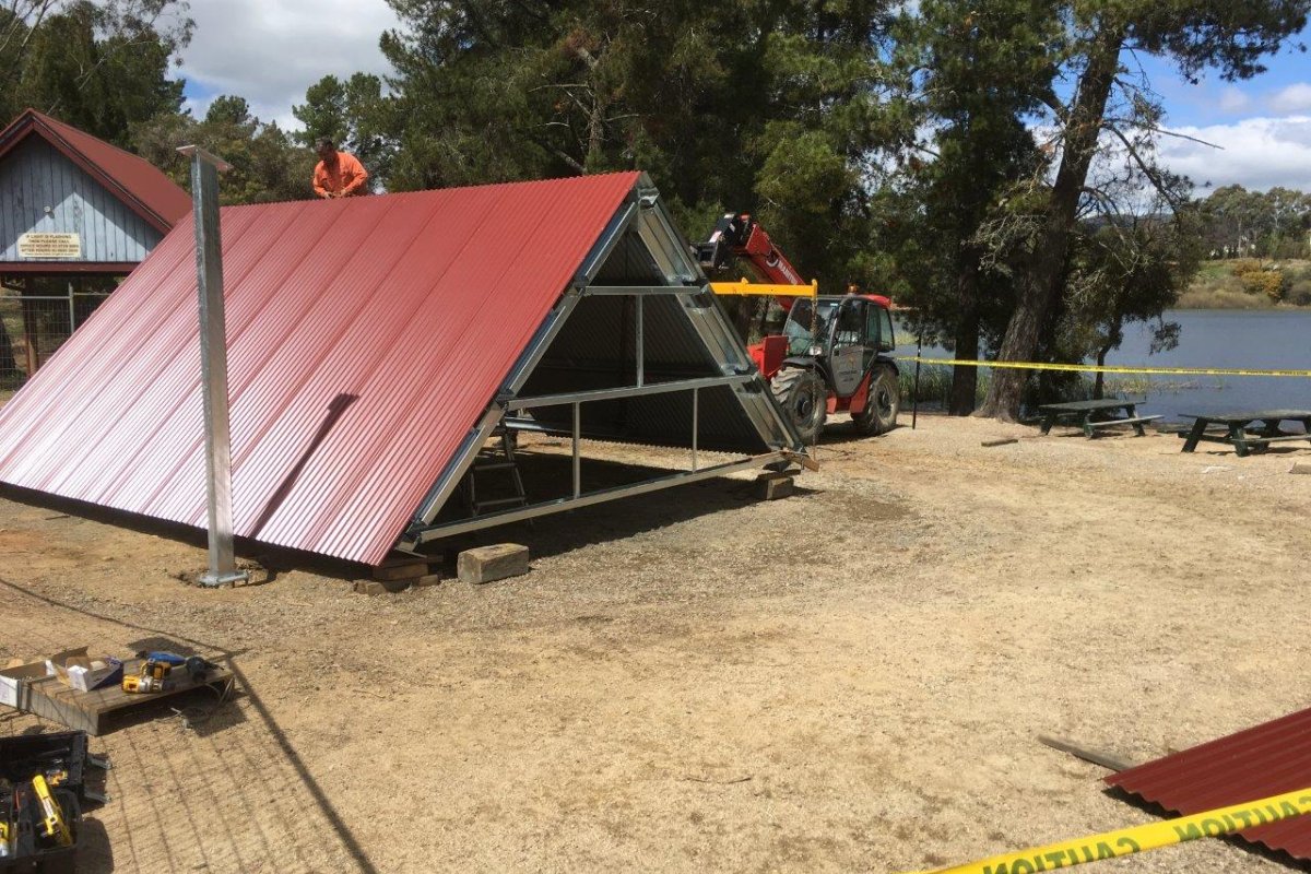 Beechworth Picnic Shelter