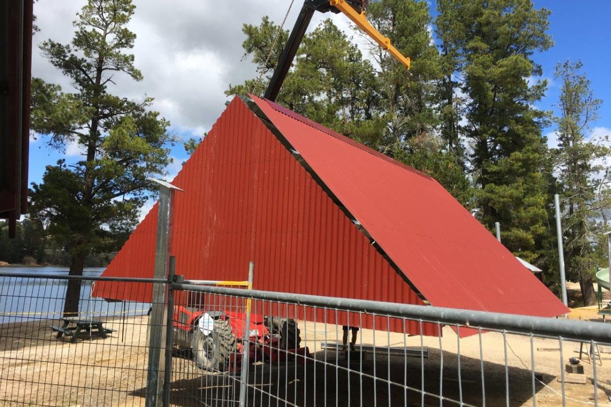 Beechworth Picnic Shelter