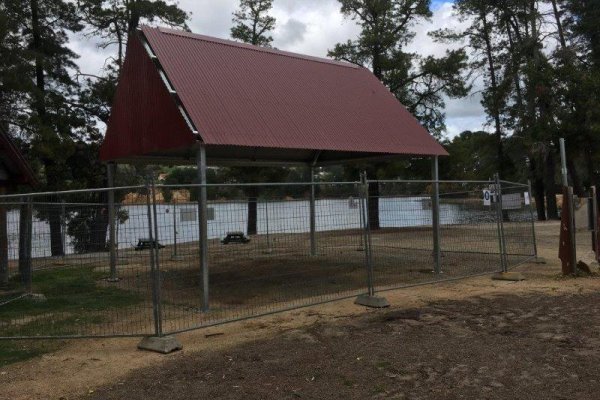 Beechworth Picnic Shelter